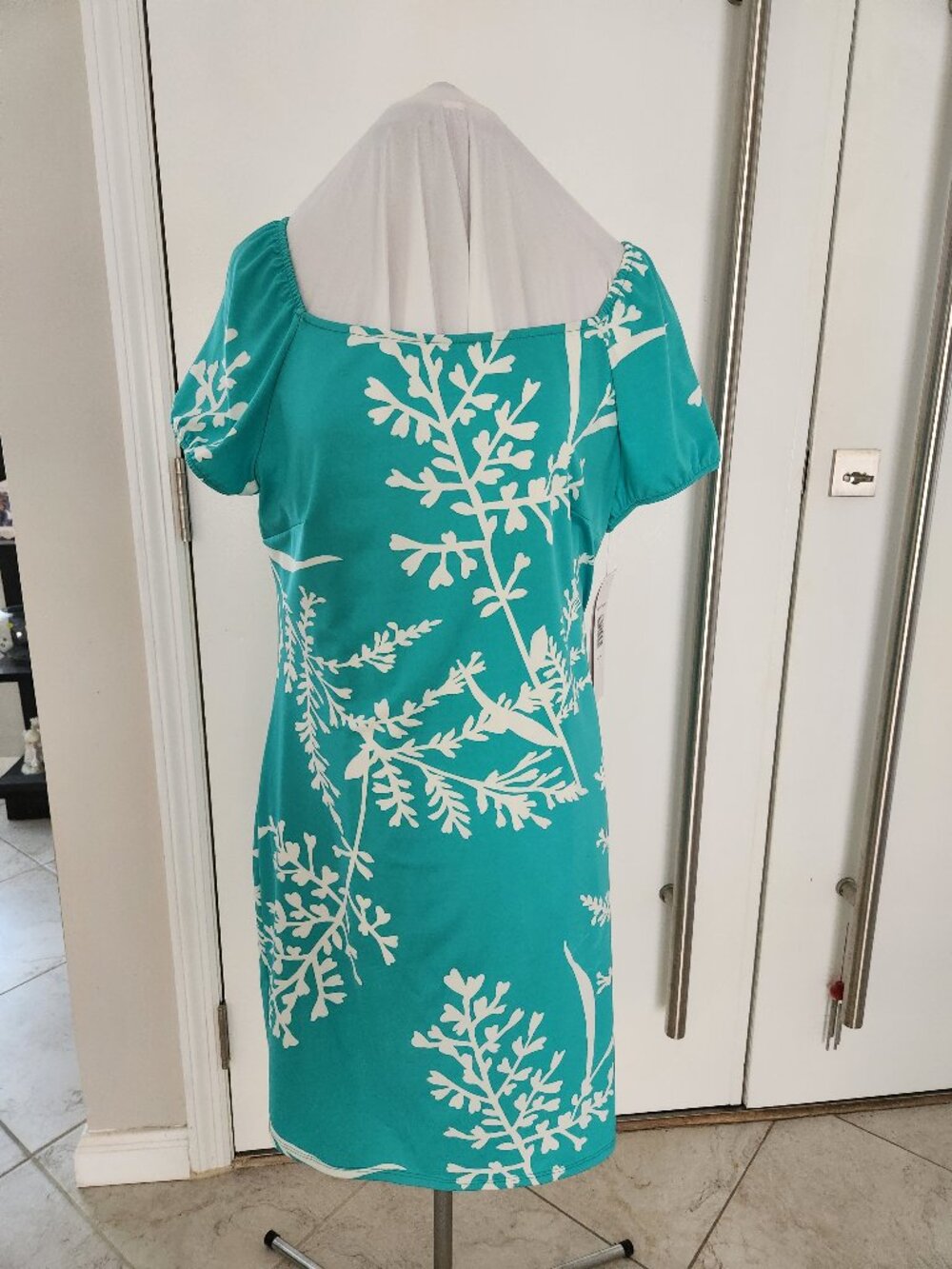 NWT Sunny Leigh SS Dress Turquoise/White - Large